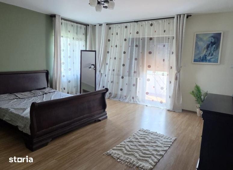 Apartament cu 4 camere în Tătărași