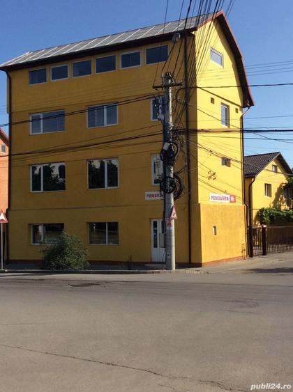 Spațiu comercial, de 240 mp, în Central