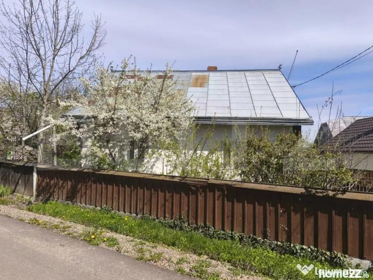 Casă cu 3 camere cu Teren 1500 Mp în Negostina
