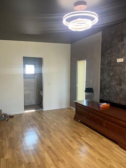 Casă cu 3 camere cu Canalizare în Puchenii Mari