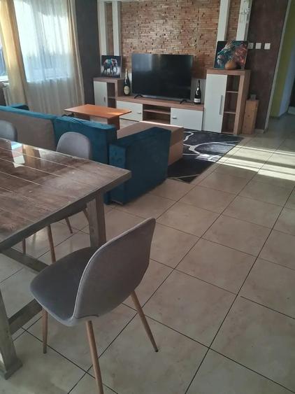 Casă cu Teren 1000 Mp în Central