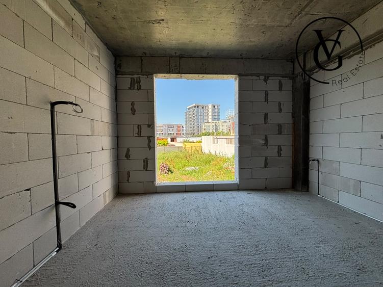 Apartament cu 3 camere decomandat în Elvila