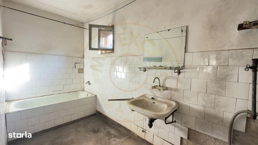 Casă cu 3 camere în Central