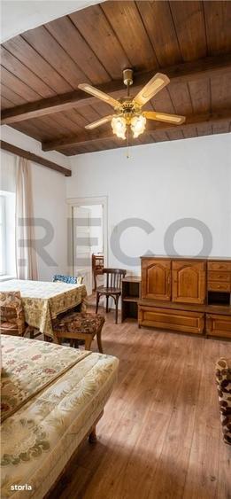 Casă cu 3 camere cu Teren 2974 Mp în Șișterea