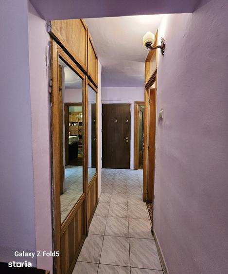Apartament cu 3 camere în Calea Aradului
