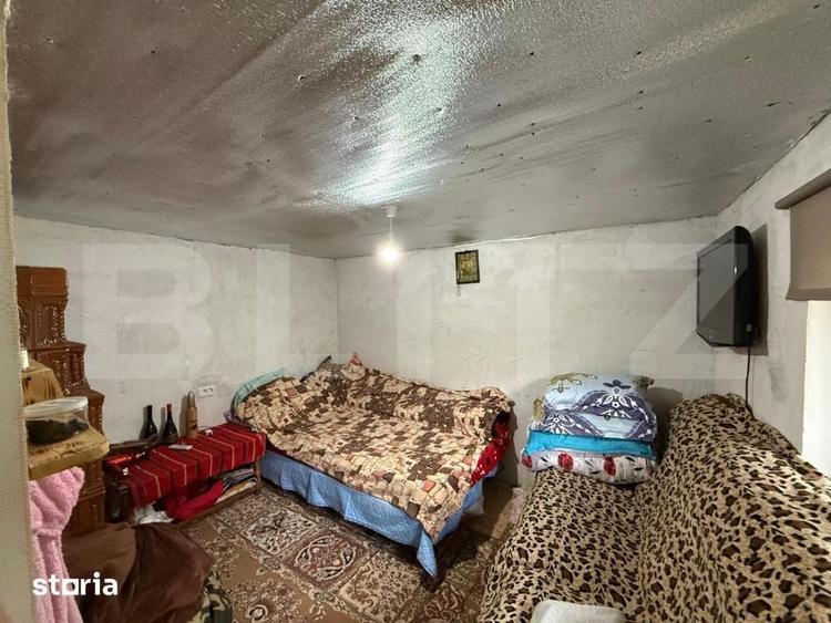 Casă cu 4 camere cu Teren 1500 Mp în Golești