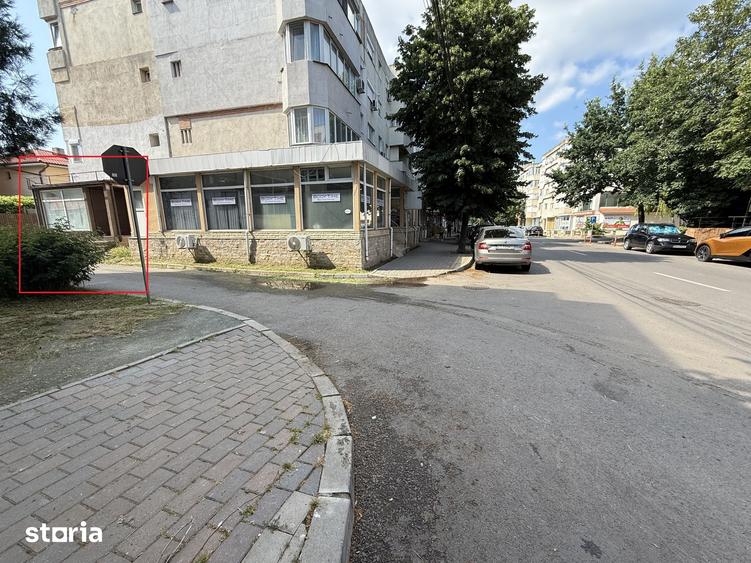Spatiu comercial de inchiriat 66mp - Strada Rozelor - 1