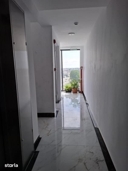 Apartament cu 2 camere decomandat în Far