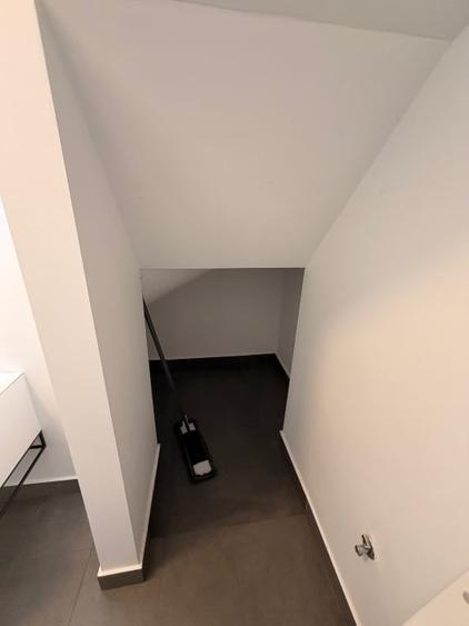 Apartament cu 3 camere decomandat, mobilat în Pipera