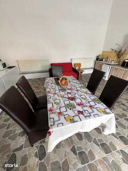 Casă cu 4 camere cu Teren 1014 Mp în Central