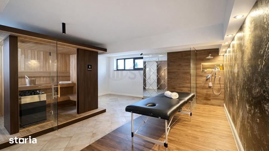 Casă cu 7 camere cu Teren 1000 Mp în Central