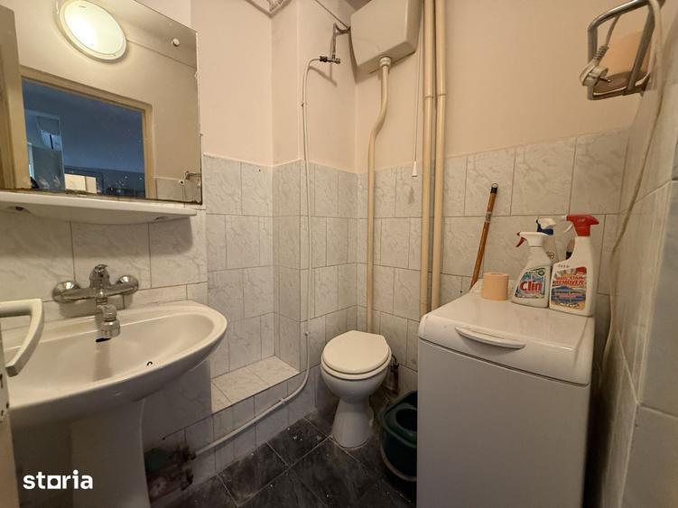 Apartament cu 2 camere decomandat în Complex Studențesc