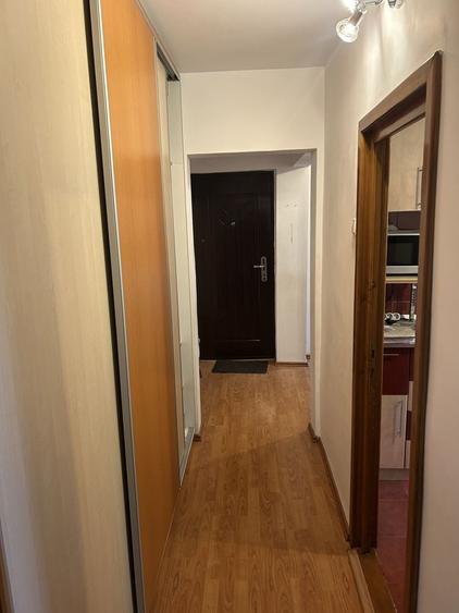 Apartament cu 2 camere decomandat în Precista