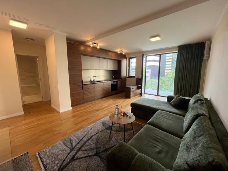 Apartament cu 2 camere semidecomandat, mobilat în Aviației