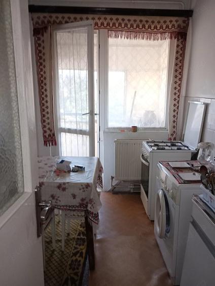 Apartament cu 3 camere decomandat în Mazepa 1