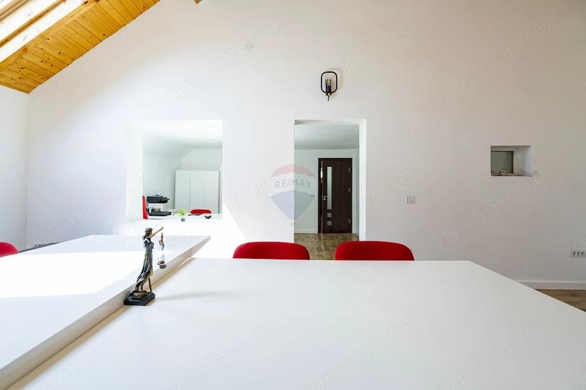 Casă cu 6 camere cu Teren 116 Mp în Ultracentral