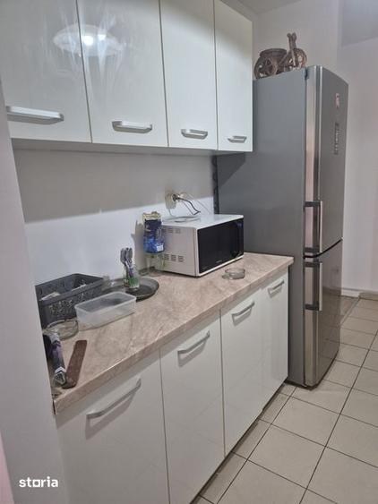 Apartament cu 3 camere în Colentina