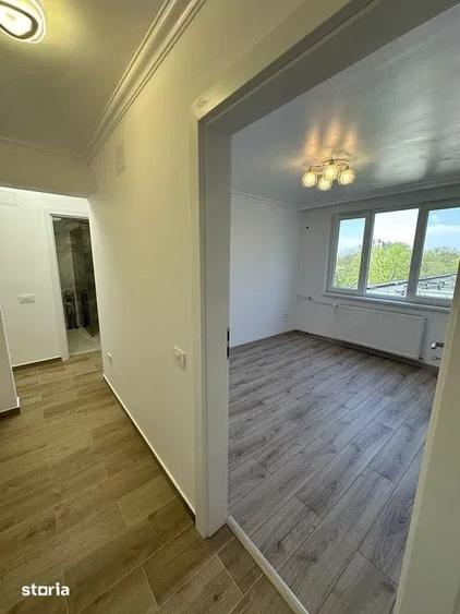 Apartament cu 4 camere semidecomandat în Drumul Taberei