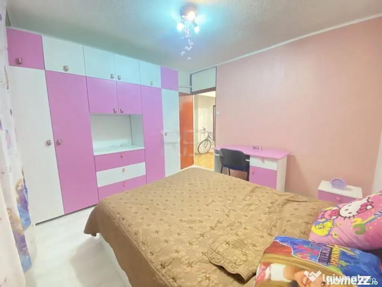 Apartament cu 3 camere decomandat în 13 Septembrie