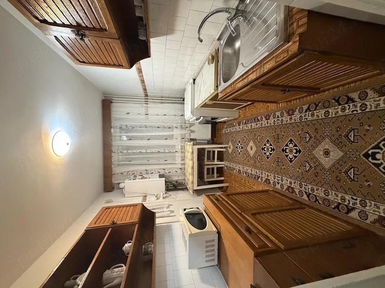 Apartament cu 3 camere semidecomandat în Trivale