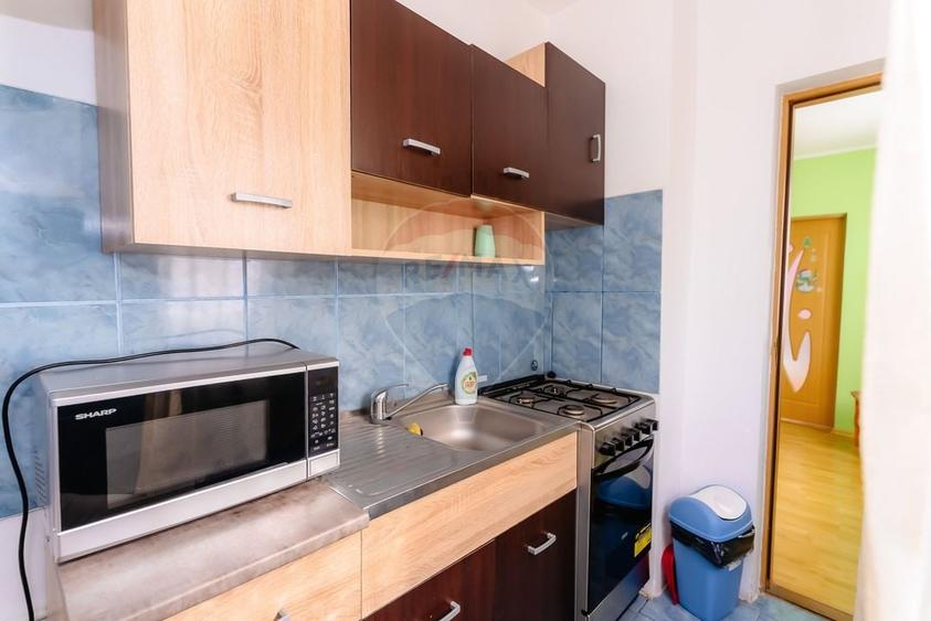 Apartament cu 2 camere semidecomandat, mobilat în Oarja