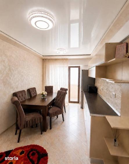 Apartament cu 3 camere decomandat în Obor
