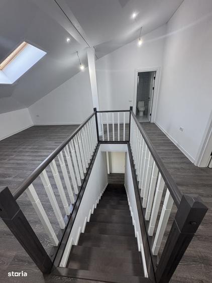 Casă cu 4 camere cu Teren 480 Mp în Mogoșoaia