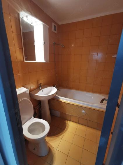 Garsonieră decomandată în Anda