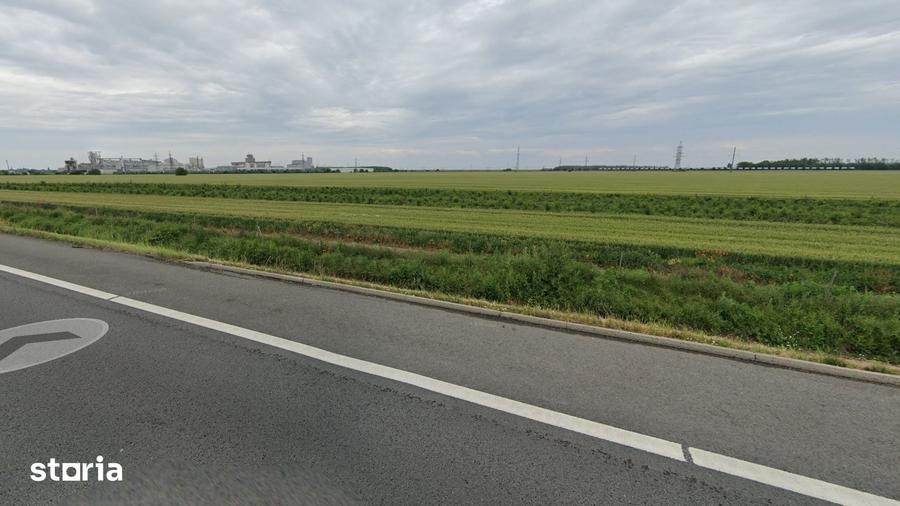 Teren de 26800 mp, în Lehliu