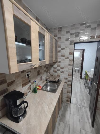 Casă cu 3 camere cu Teren 200 Mp în Central