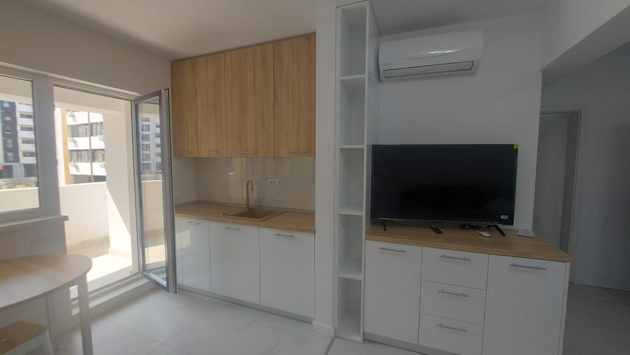 Apartament cu 2 camere decomandat în Apărătorii Patriei