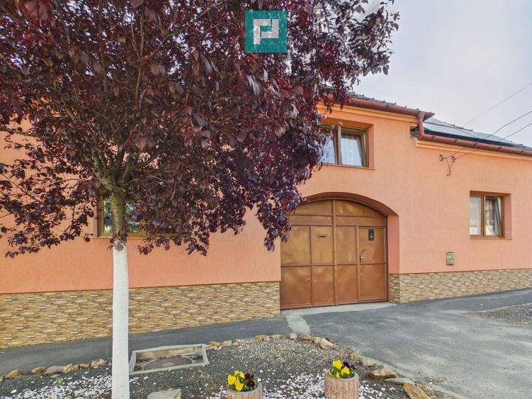 Casă individuală cu 3 camere cu Canalizare în Est