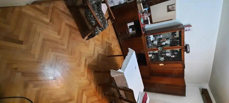 Vanzare apartament cu 3 camere in Cartierul Dambu Pietros. - 10