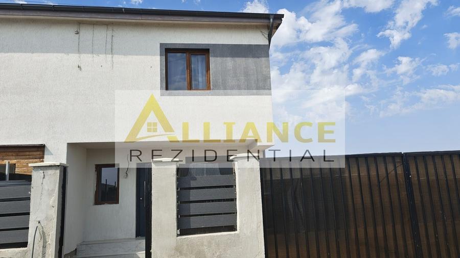 Duplex cu 3 camere cu Canalizare în Berceni