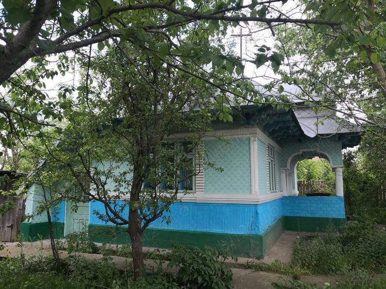 Casă cu 2 camere în Doljești
