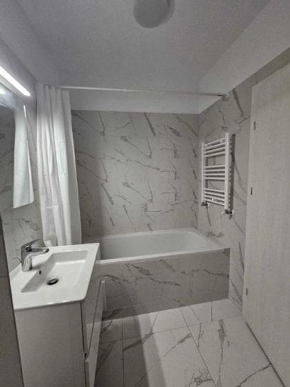 Apartament cu 2 camere decomandat în Lujerului