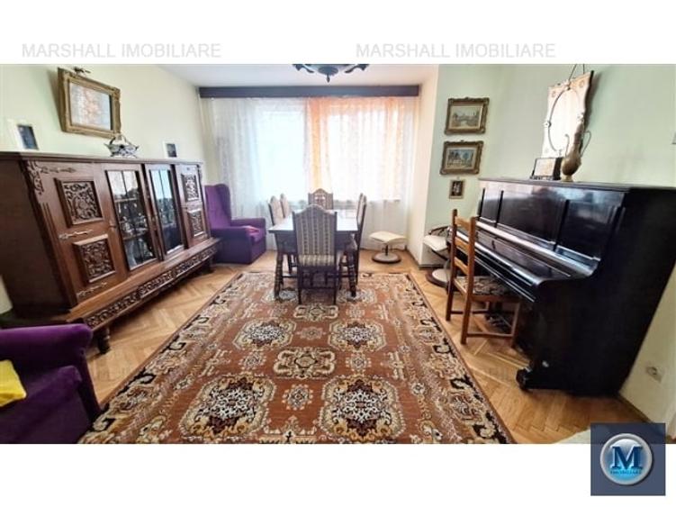 Apartament cu 4 camere decomandat, mobilat în Sud