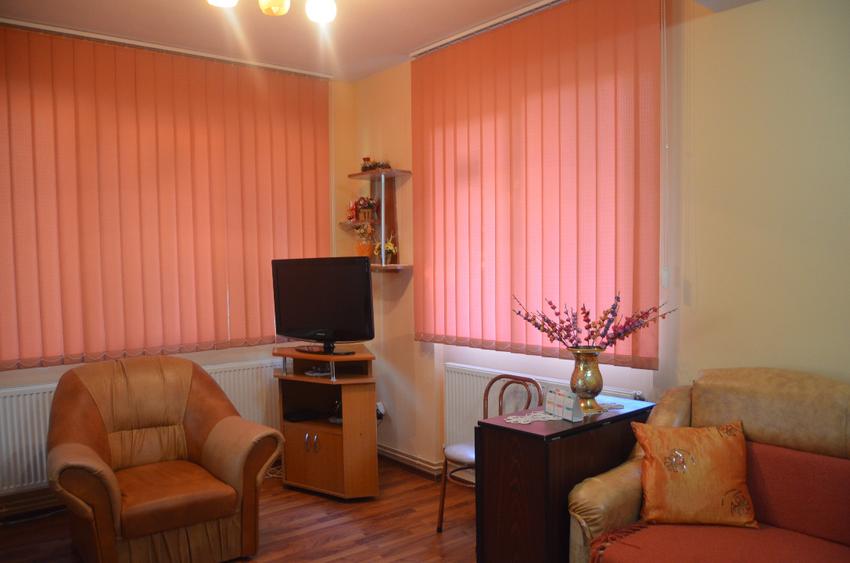 Duplex cu 5 camere cu Teren 300 Mp în Central