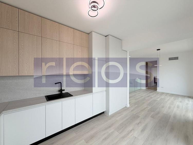 Apartament cu 3 camere, mobilat în Central