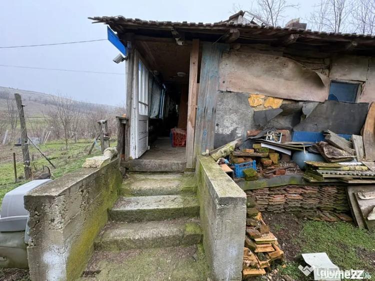 Teren de 2038 mp, în Ghercești