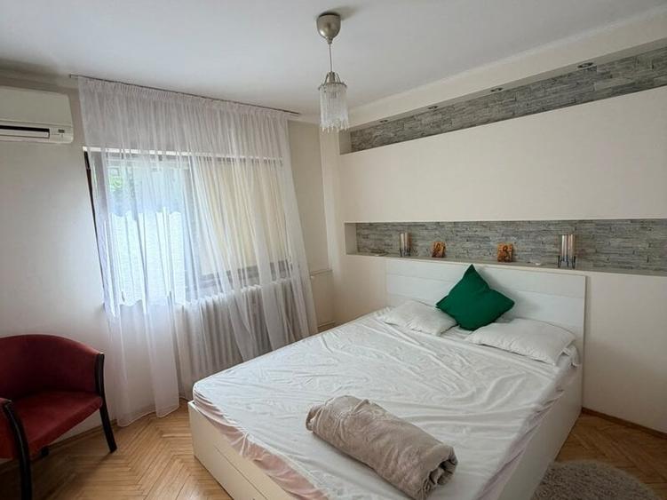 Apartament cu 2 camere semidecomandat în Moșilor