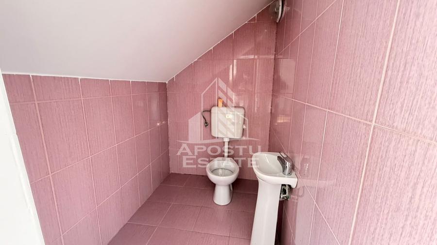 Apartament cu 3 camere decomandat, mobilat în Girocului