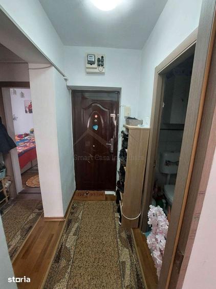 Apartament cu 3 camere decomandat în Canta