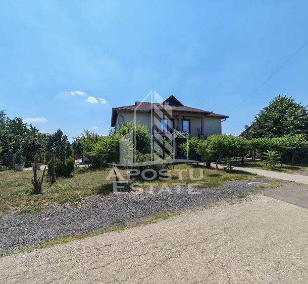 Casă individuală cu 7 camere cu Canalizare în Șag
