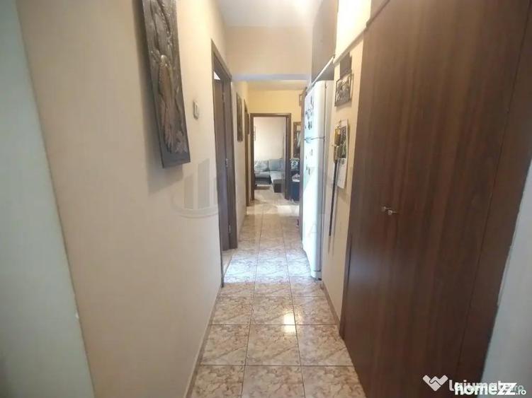 Apartament cu 3 camere decomandat în Titulescu