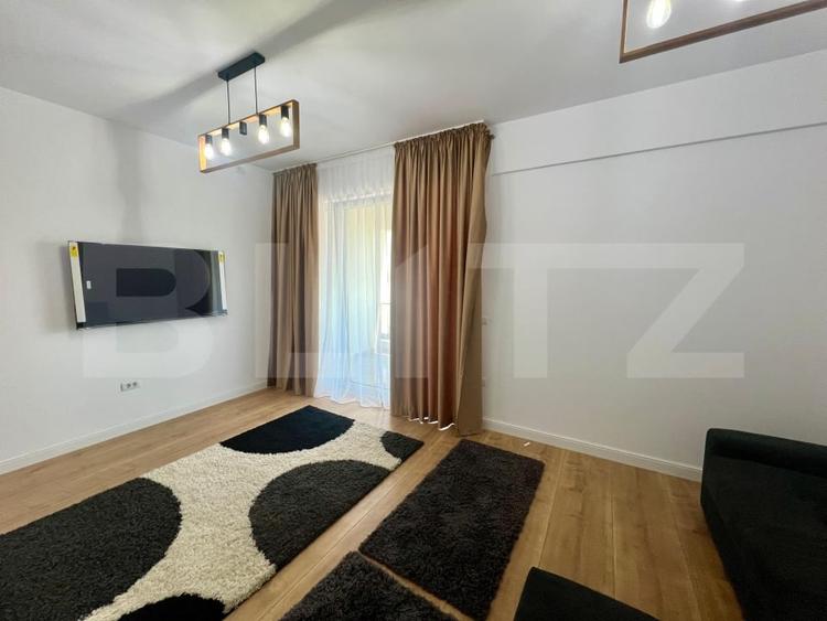 Apartament cu 2 camere semidecomandat, mobilat în Calea Severinului