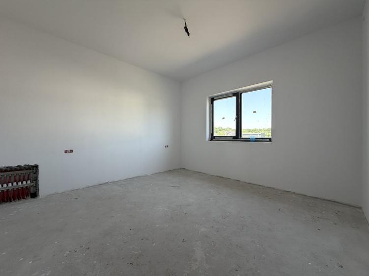 Duplex cu 4 camere cu Canalizare în Giarmata-Vii