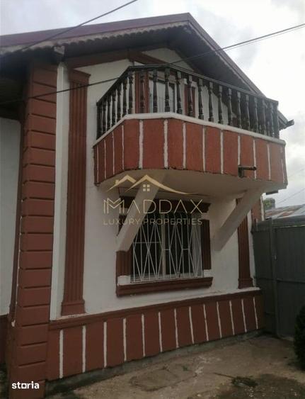Casă cu 9 camere cu Teren 1085 Mp în Dragomirești-Vale