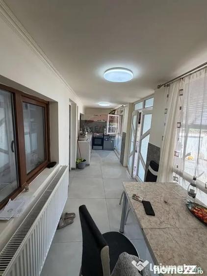 Casă cu 3 camere cu Teren 443 Mp în Central