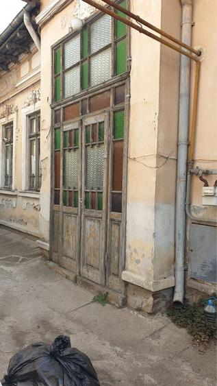 Casă cu 3 camere cu Teren 60 Mp în Unirii